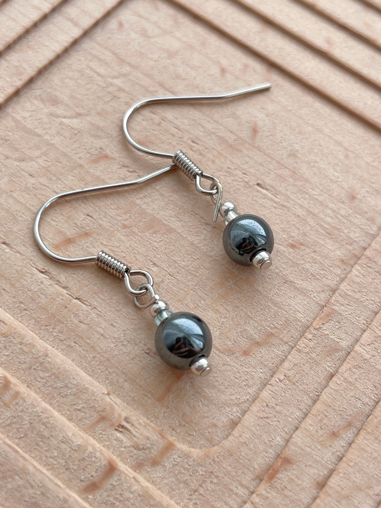 Suri - Cool Toned Minimal Earrings