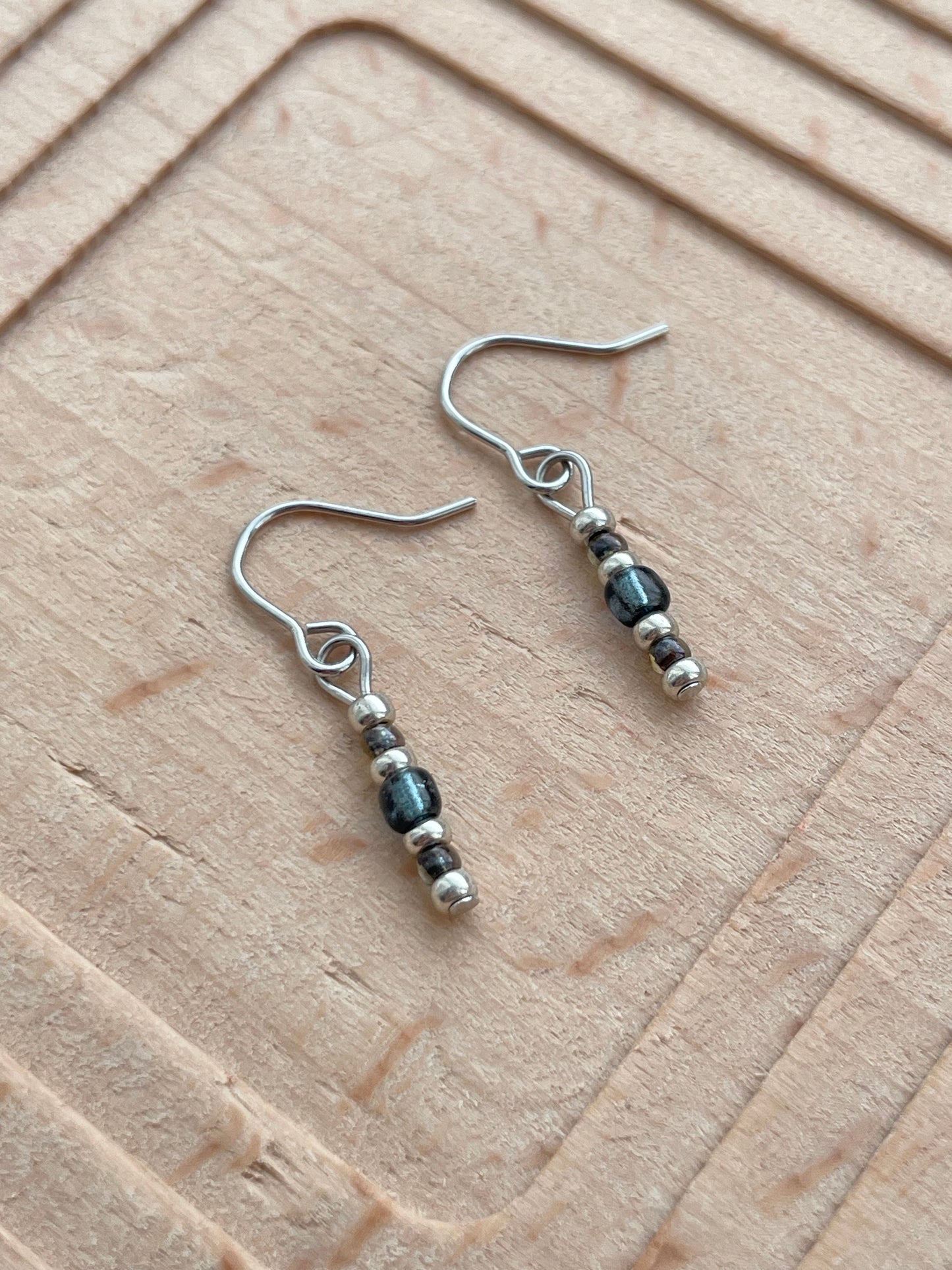 Tomu - Cool Toned Minimal Earrings