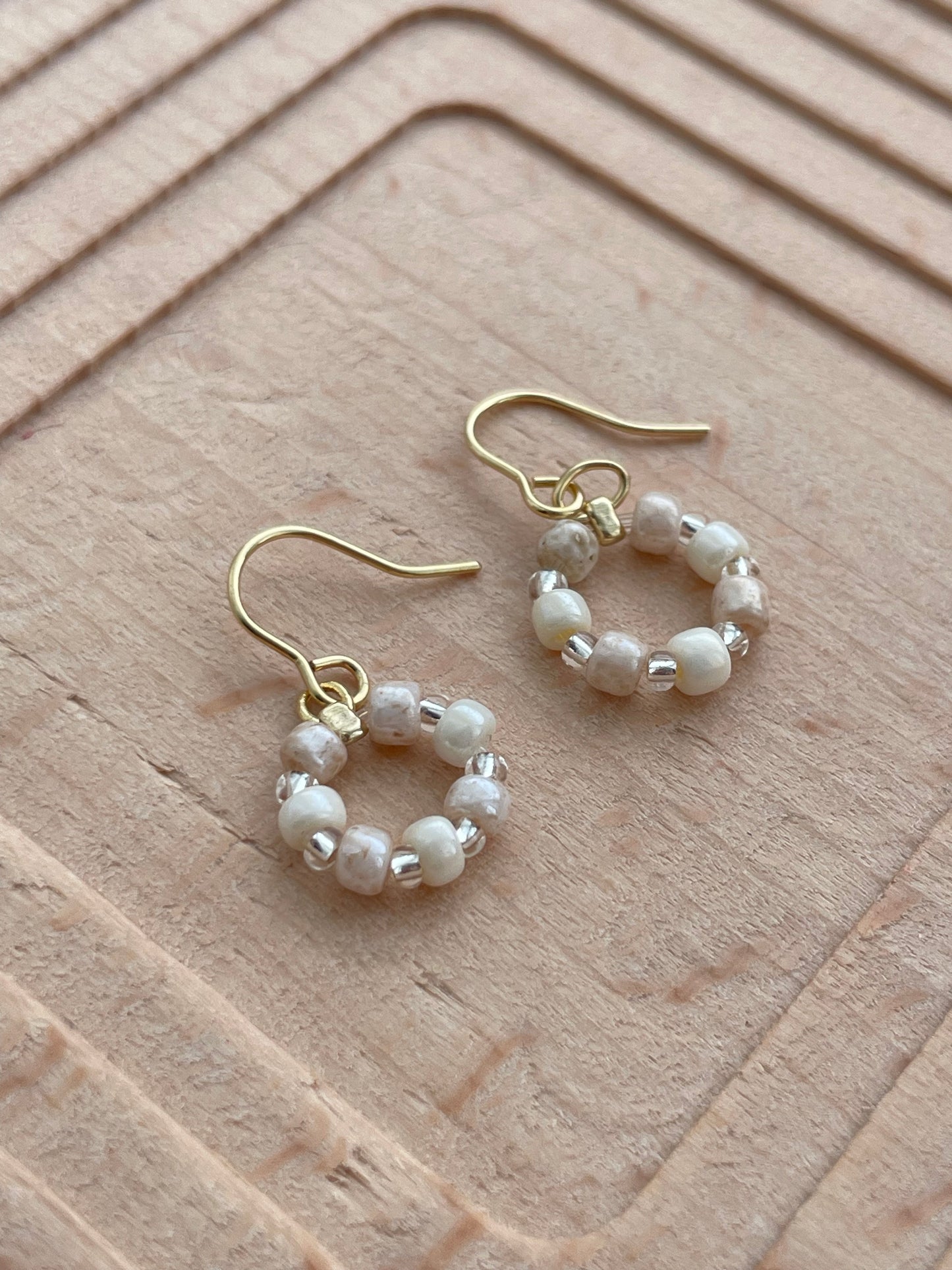 Tsuyomi - Warm Toned Minimal Earrings